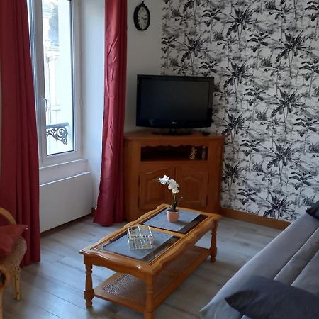 F2 Plages Du Debarquement Renove Grandcamp-Maisy Kültér fotó